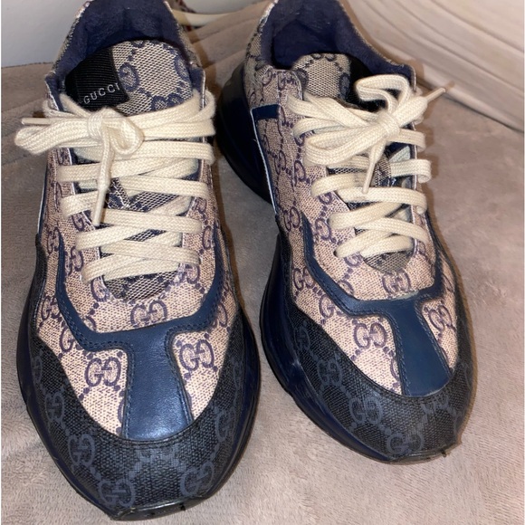 gucci shoes - Picture 1 of 7